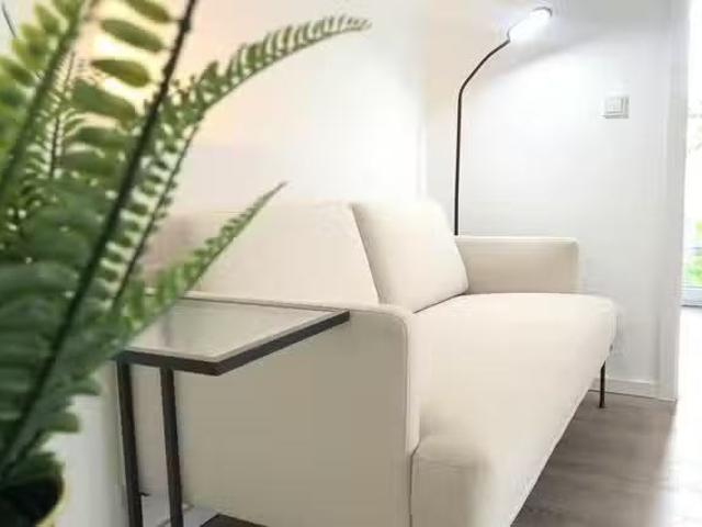 1 Zimmer Wohnung in Romain Rolland Straße, Heinersdorf