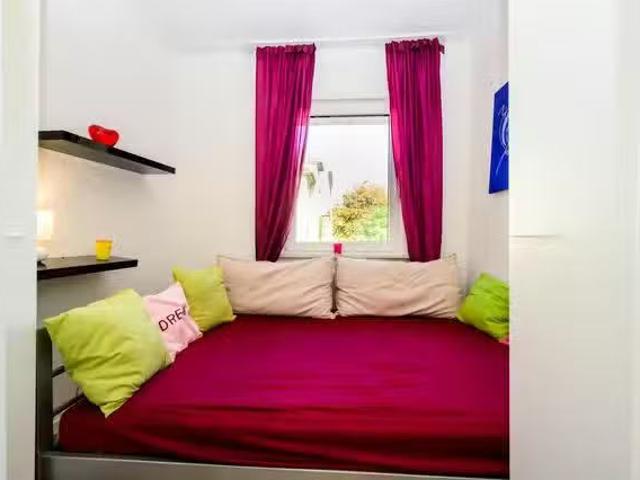 1 Zimmer Wohnung in Römerstraße, Bonn Castell