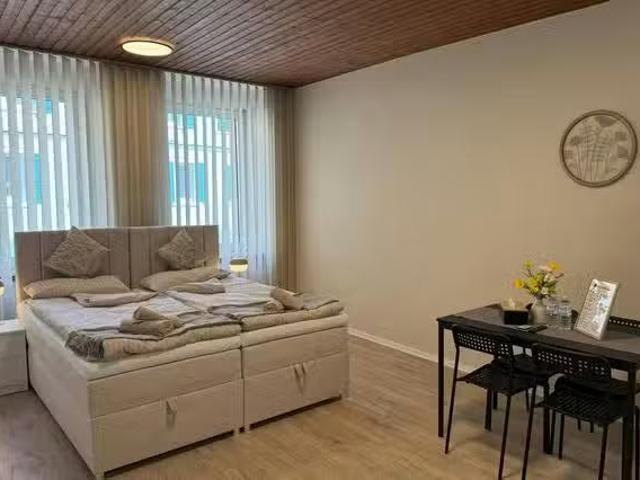 1 Zimmer Wohnung in Römerstraße, Ebersheim