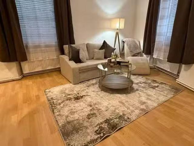1 Zimmer Wohnung in Römerstraße, Ebersheim