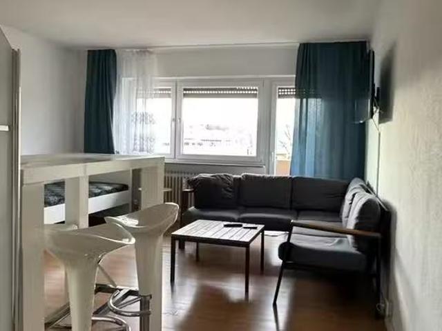 1 Zimmer Wohnung in Schönestraße, Bad Cannstatt