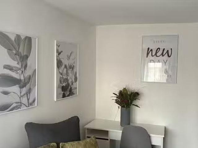 1 Zimmer Wohnung in Schloßstraße, Ilvesheim