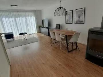 1 Zimmer Wohnung in Schulstraße, Unteraichen