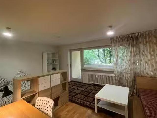 1 Zimmer Wohnung in Sittenbacher Straße, Ost
