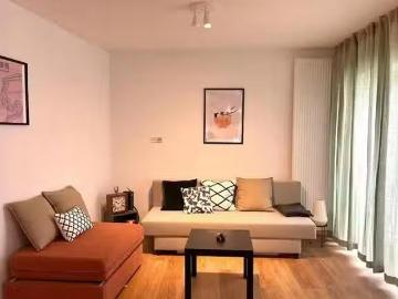 1 Zimmer Wohnung in Sophienstraße, Mitte