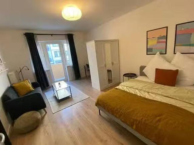1 Zimmer Wohnung in Uhlandstraße, Wilmersdorf