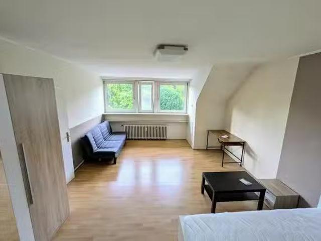 1 Zimmer Wohnung in Vennhauser Allee, Stadtbezirk 8