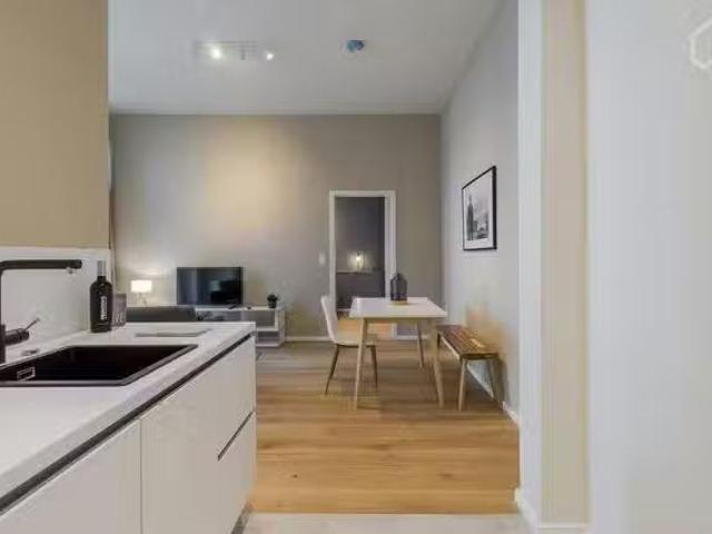 1 Zimmer Wohnung in Veteranenstraße, Mitte