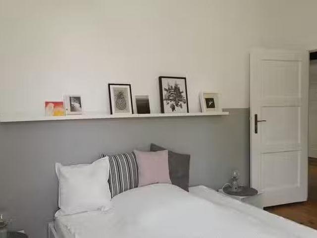1 Zimmer Wohnung in Walliser Straße, Reinickendorf