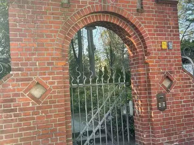 1 Zimmer Wohnung in Wangenheimstraße, Grunewald