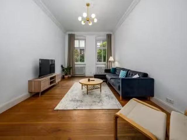 1 Zimmer Wohnung in Weimarische Straße, Bezirk Charlottenburg.