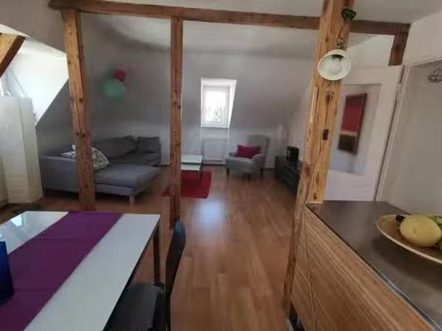 1 Zimmer Wohnung in Weidachstraße, Degerloch