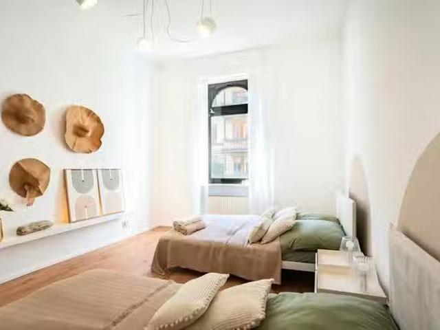 1 Zimmer Wohnung in Weißenburgstraße, Westend