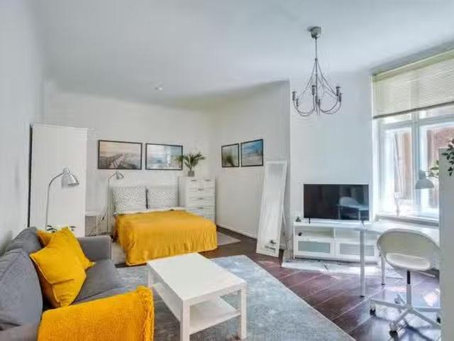 1 Zimmer Wohnung in Weserstraße, Neukölln