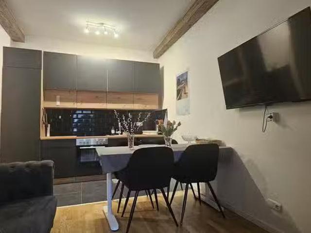 1 Zimmer Wohnung in Wilhelmsaue, Bezirk Charlottenburg Wilmers.