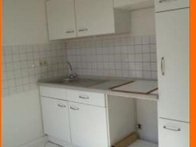 1 Zimmer Wohnung in Zwickau inklusive EINBAUKÜCHE zu vermieten!