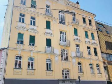 1 Zimmer Wohnung in zentraler Lage mit zwei Balkonen Provisionsfrei!
