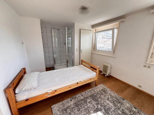 1 Zimmer Wohnung komplett möbliert zu vermieten