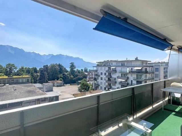 1 Zimmer Wohnung 33.5 m2 mit grossem Balkon und Garagenbox