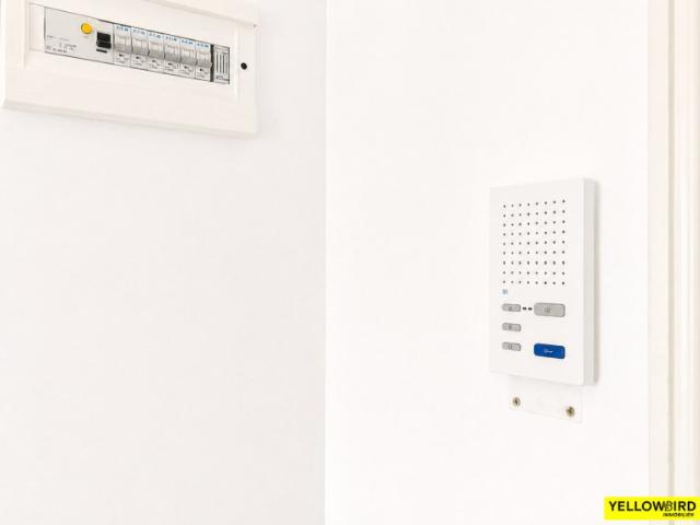 Lichtdurchflutete 1 Zimmer Altbauwohnung mit hohen Decken in zentraler Ruhelage in Ottakring