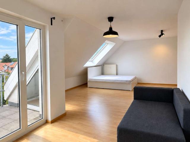 1 Zimmer Apartment in Uninähe neue Küche, Loggia & TG