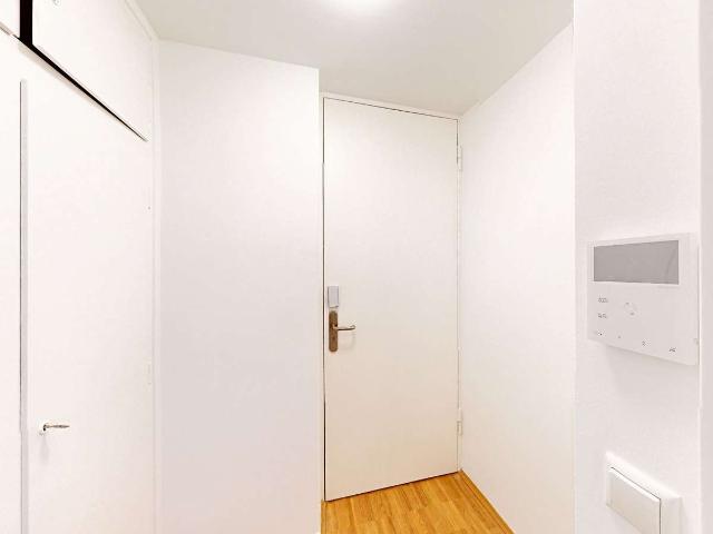 1 Zimmer Apartment mit Balkon und Einbauküche in Erlangen – verfügbar ab 16.12.2026