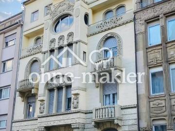 1 Zimmer Apartment renoviert und neu möbliert,Balkon super zentral!