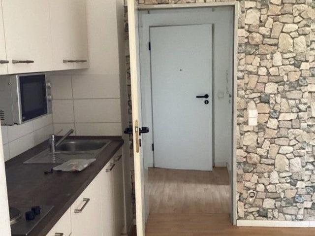 1 Zimmer Appartment mit Balkon!