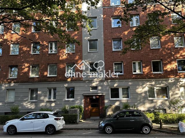 1 Zimmer Dachgeschosswohnung in zentraler Lage zum Verkauf von Privat
