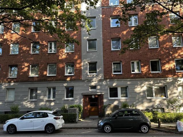 1 Zimmer Dachgeschosswohnung in zentraler Lage zum Verkauf von Privat