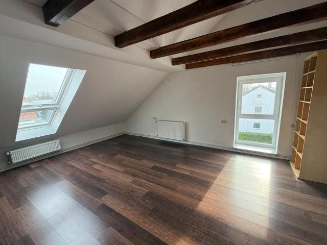 1 Zimmer Dachgeschosswohnung
