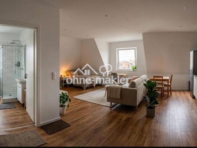 1 Zimmer DG Wohnung, komplette saniert