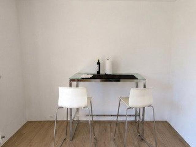 1 Zimmer, EG