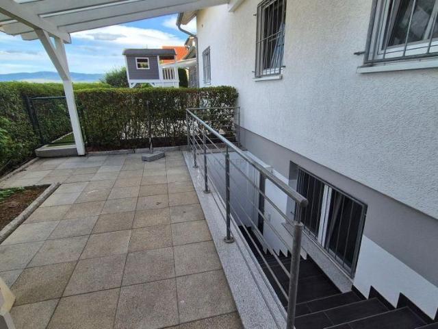 1 Zimmer Einliegerwohnung mit separatem Eingang und Einbauküche in Bad Krozingen Hausen