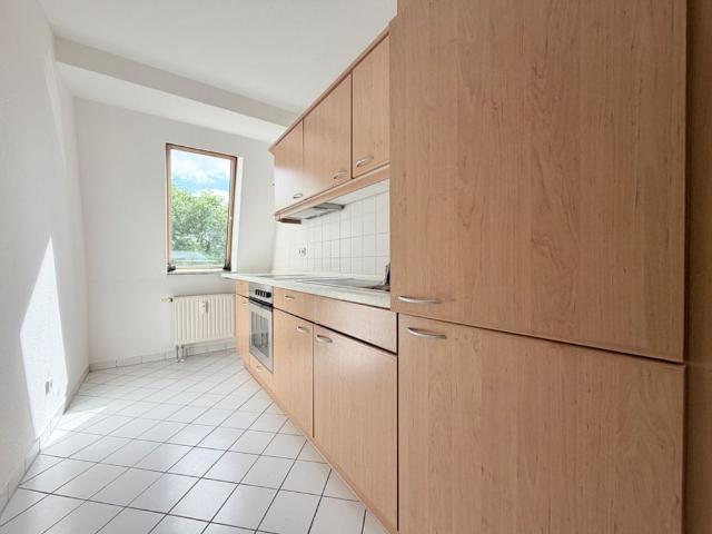 1 Zimmer • im Dachgeschoss • mit Dachterrasse • Tiefgaragenstellplatz • zur Miete • ab sofort frei!