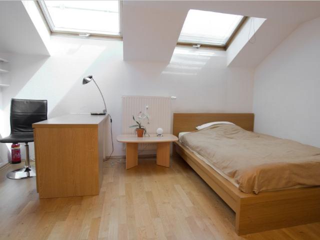 1 Zimmer in Düsseldorf