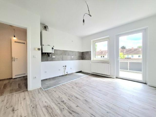 1 Zimmer mit großer Wohnküche