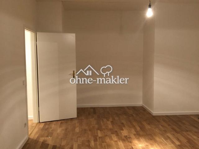 1 Zimmer renoviert mit EBK und Balkon