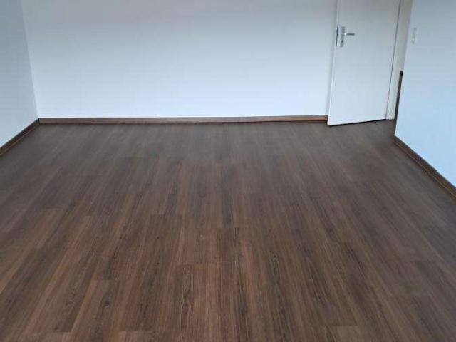1 Zimmerwohnung mit Balkon und Keller sowie Stellplatz zu vermieten
