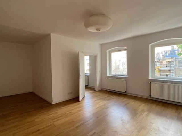 1 Zimmerwohnung mit EBK im ruhigen Innenhof !
