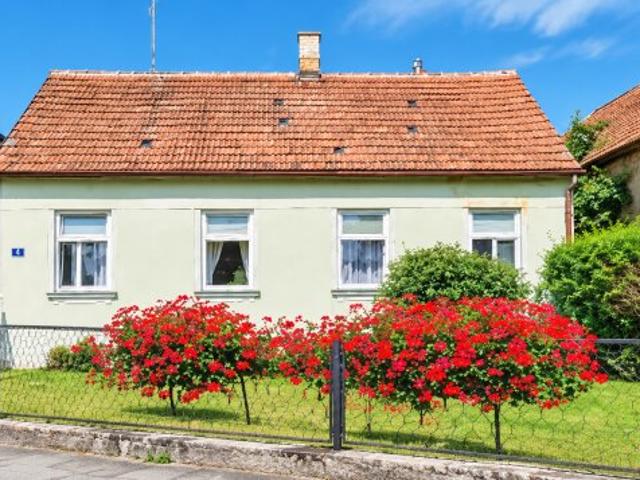 1.040 m² Grund in Hautzendorf | Haus mit Ausbaupotenzial & Erdkeller