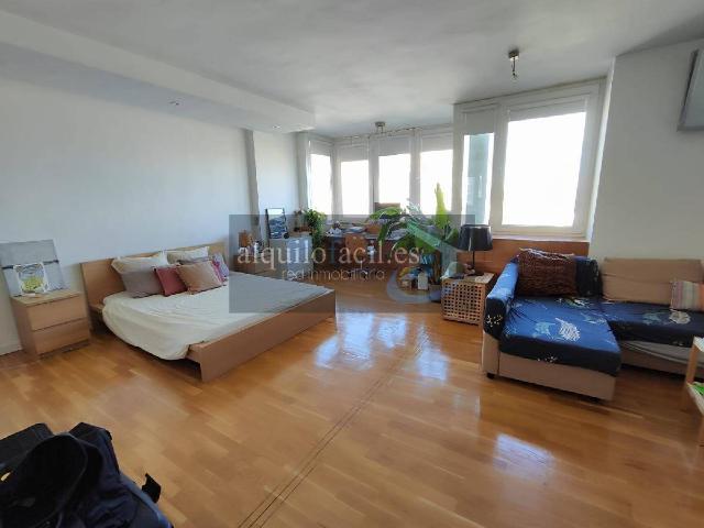 | 1.050 €, 60 m²