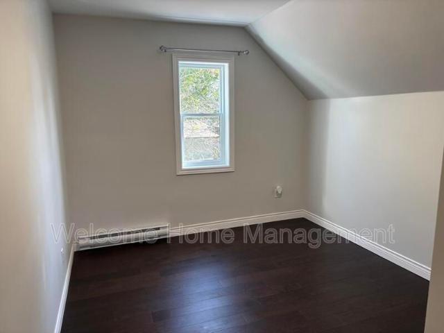 $1,050 / 1 br / 1 ba /