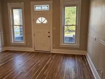 $1,075 1 Bedroom 1 Bathroom House In Louisville With Great A.