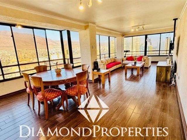 $ 1.000.000 Departamento en Arriendo en Iquique 3 dormitorios 3 baños / DIAMOND PROPERTIES