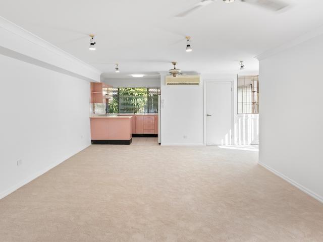 $1,000 per week / $4,000 Bond