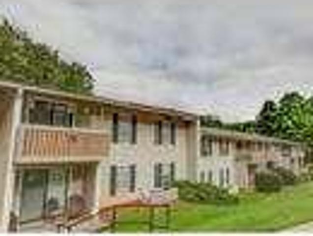 $1,009 / 2 bedrooms Great Deal. MUST SEE!