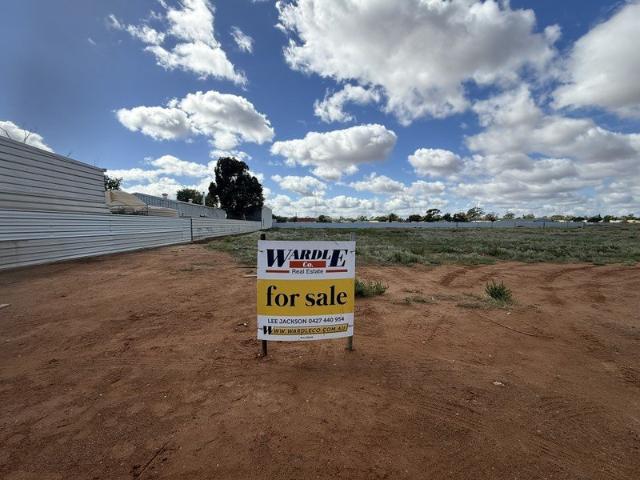 1,032m² with Water Connected & Septic Installed Build or Land Bank