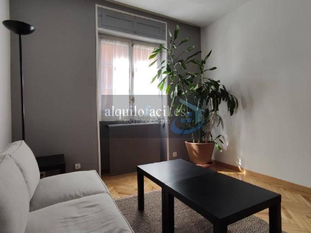 | 1.150 €, 55 m²
