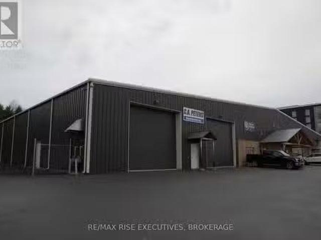 1 193 Resource Road, Kingston City Northwest, ON, K7P 2T3.